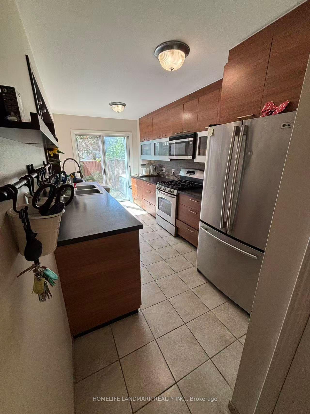 35 Moonlight Lane, Richmond Hill — Townhouse for lease, photo 1