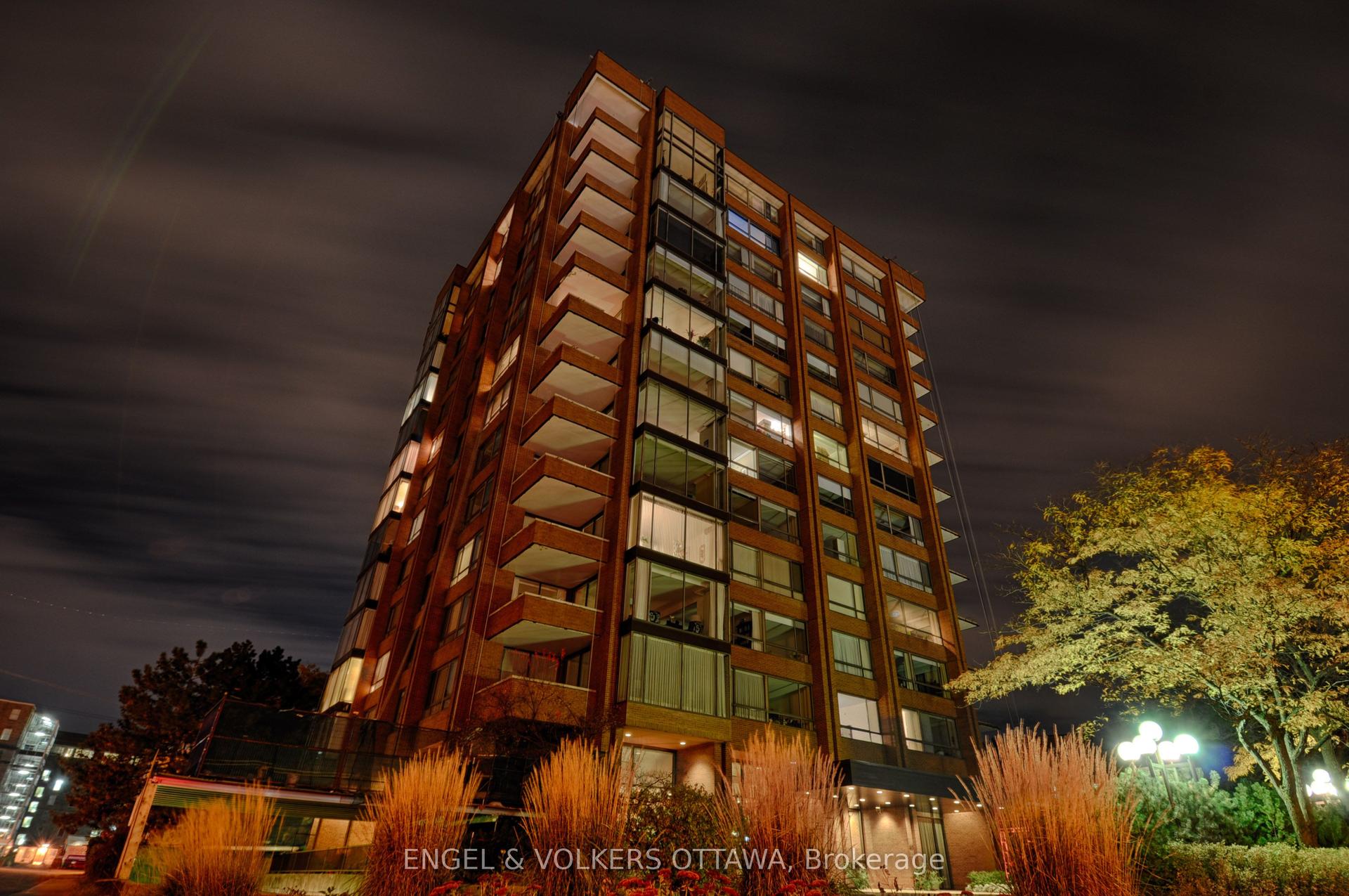 40 Boteler Street 1102 #1102, Lower Town - Sandy Hill — Condo for lease, photo 1