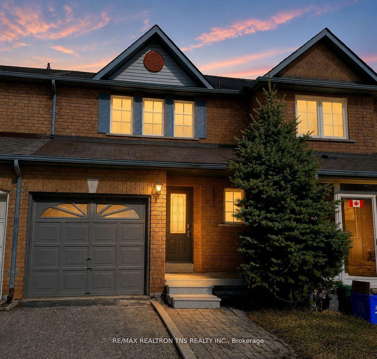 149 E Kimono Crescent, Richmond Hill — Townhouse for sale, photo 1