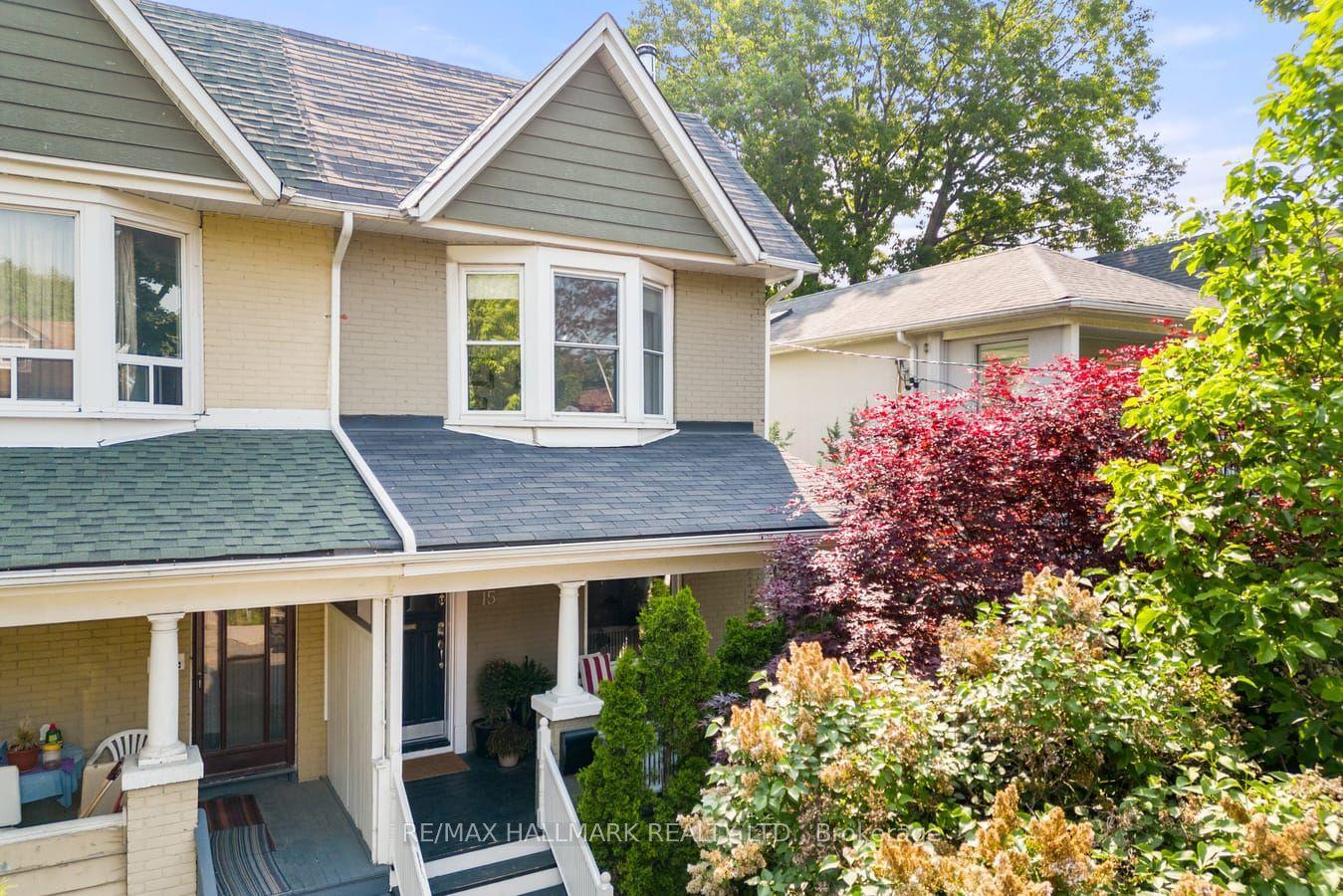 15 Redwood Avenue, Toronto — Semi-Detached for sale, photo 1