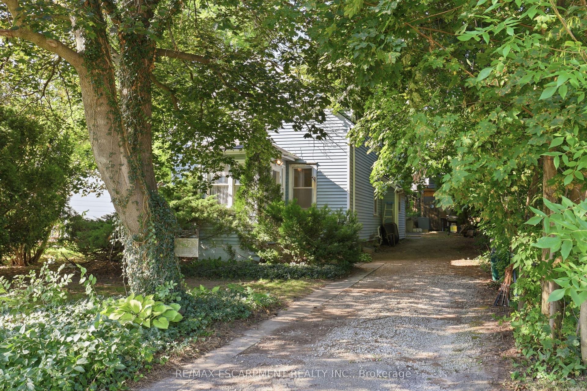 152 Commercial Street, Milton — Detached for sale, photo 1