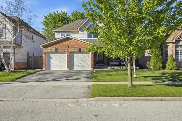 73 Riley Street — photo 1