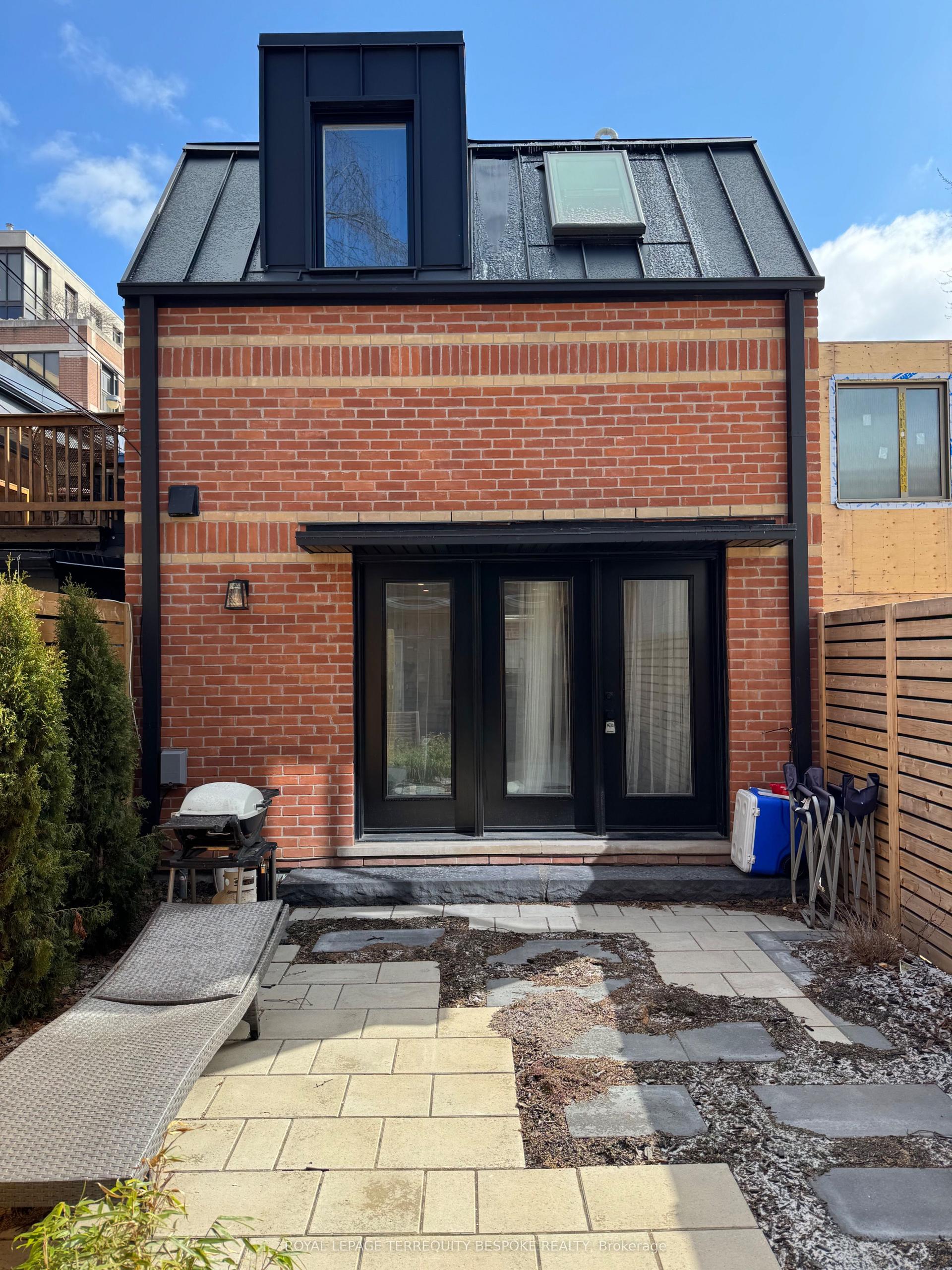 363 Euclid Avenue Laneway #Laneway — photo 1