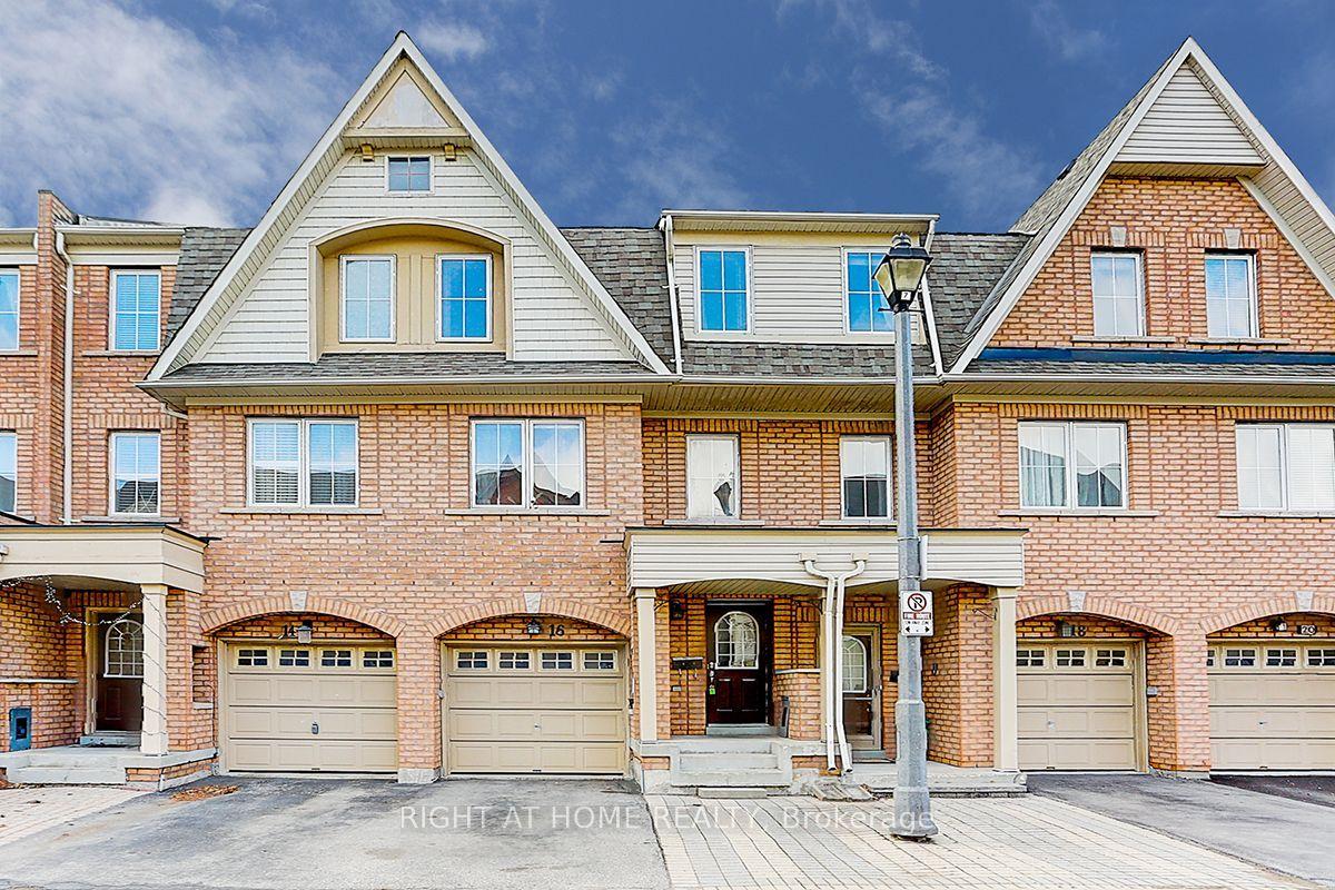 16 Pat Brook Terrace, Toronto — Condo Town for sale, photo 1