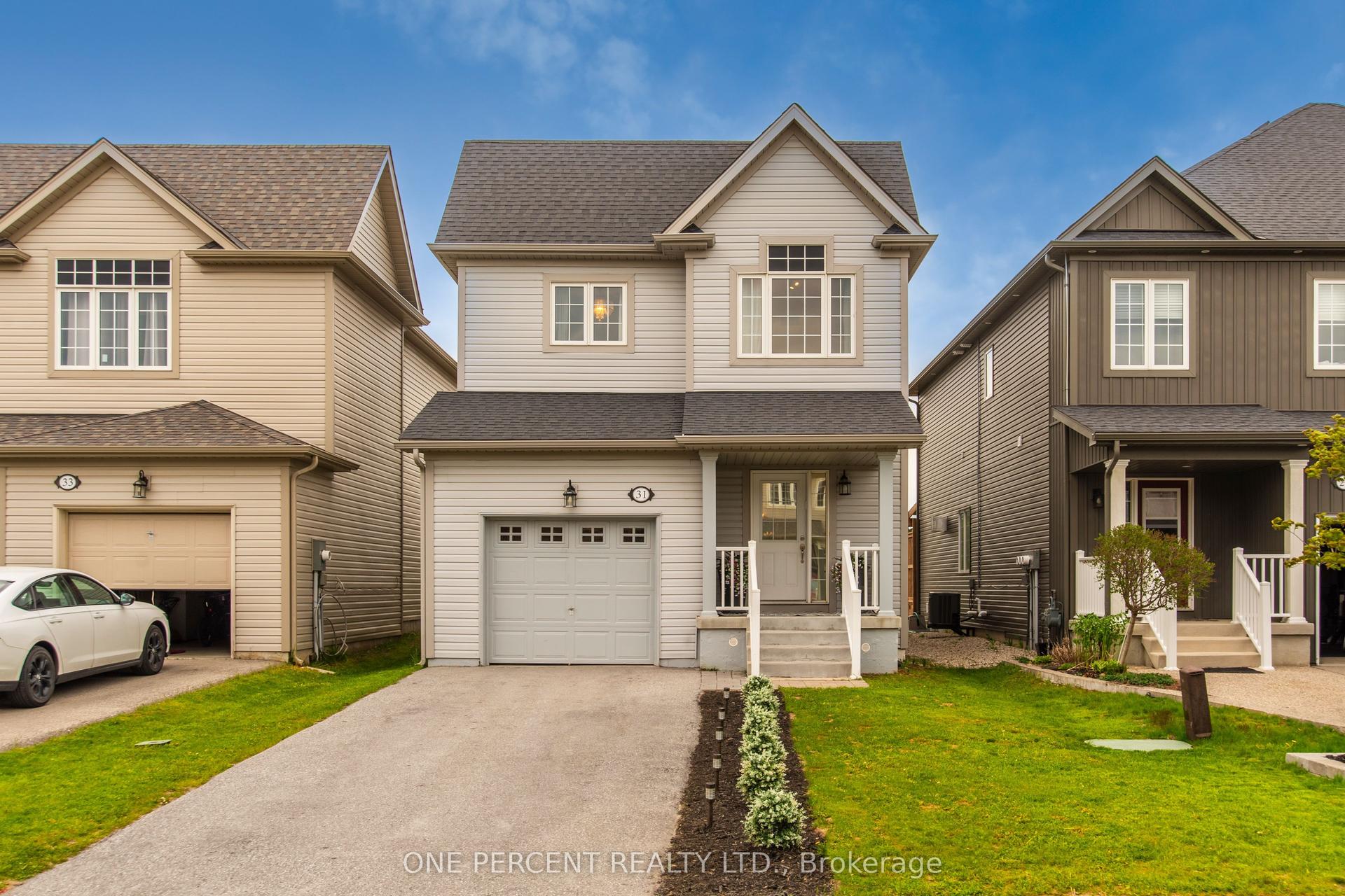 31 Courtney Street — photo 1