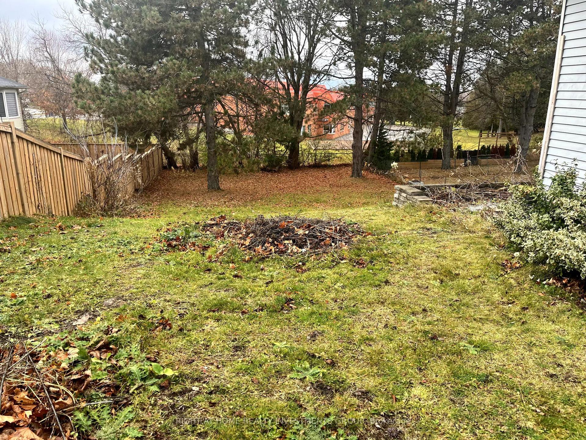 142 Howard Road — photo 1