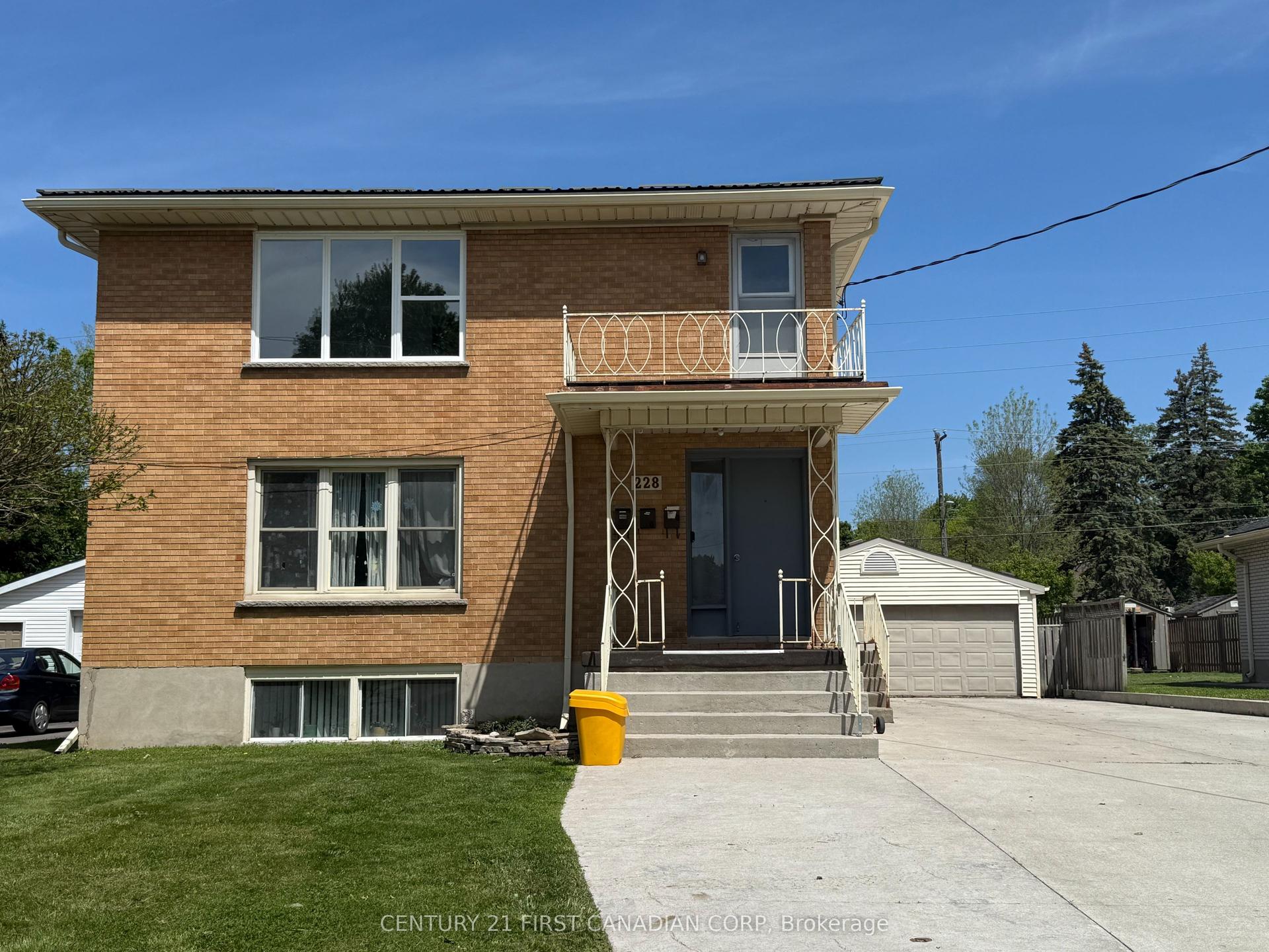 228 Burnside Drive 3 #3 — photo 1