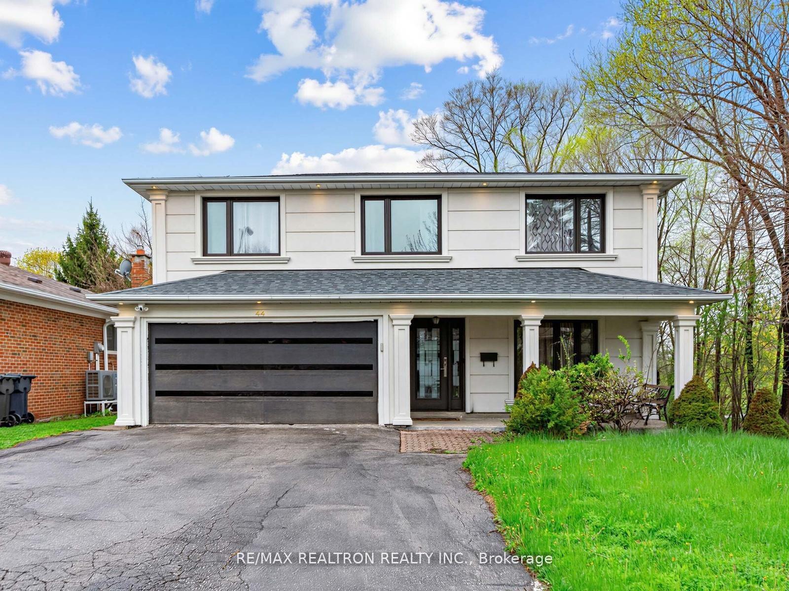 44 Pineway Boulevard W, Toronto — Detached for lease, photo 1