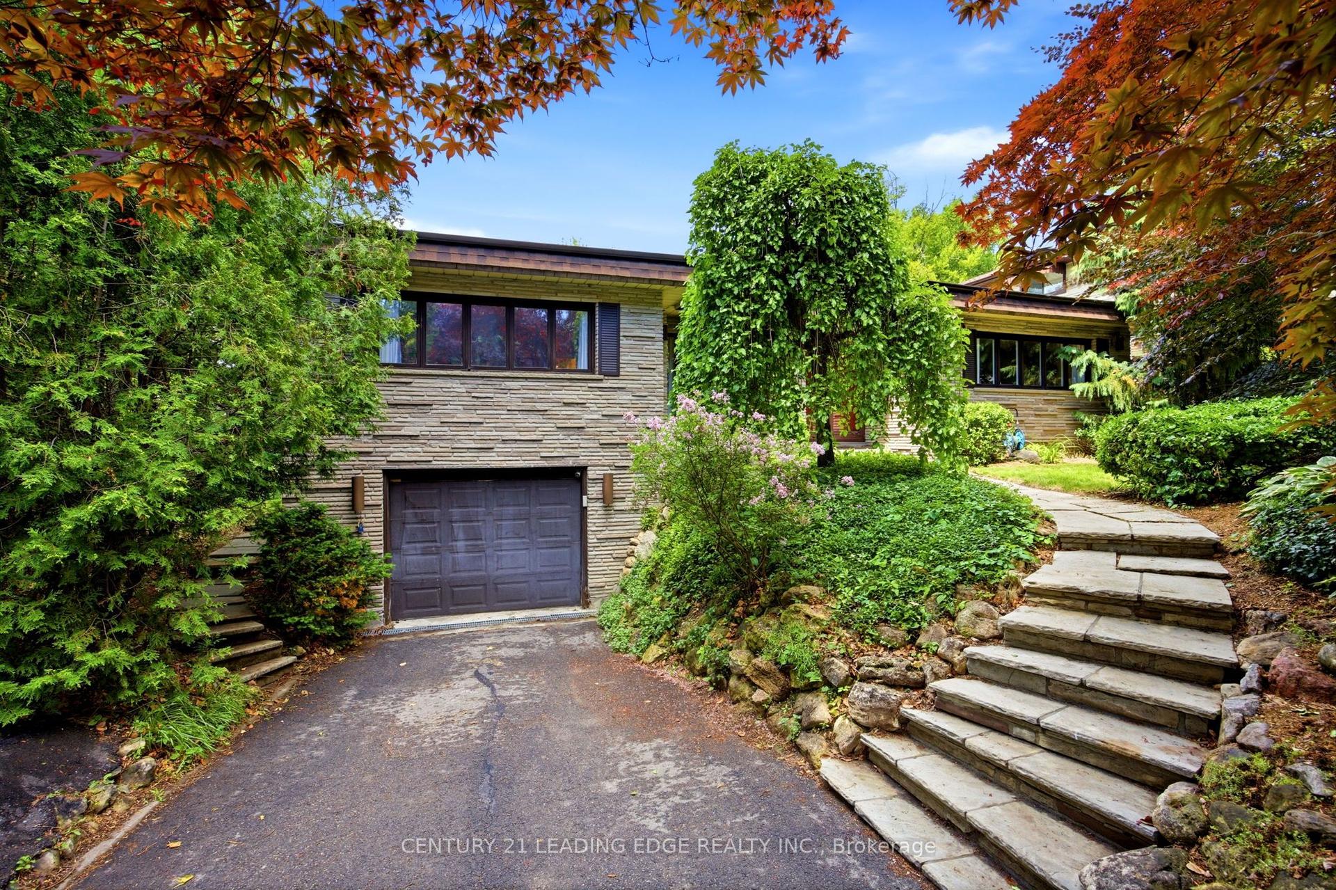 128 Marica Avenue — photo 1