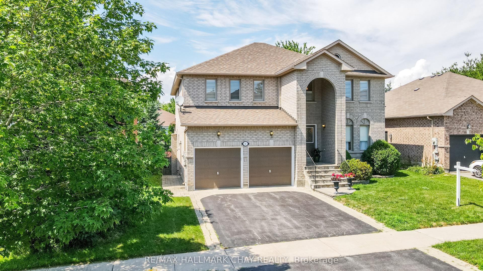 14 Imperial Crown Lane, Barrie — Detached for sale, photo 1