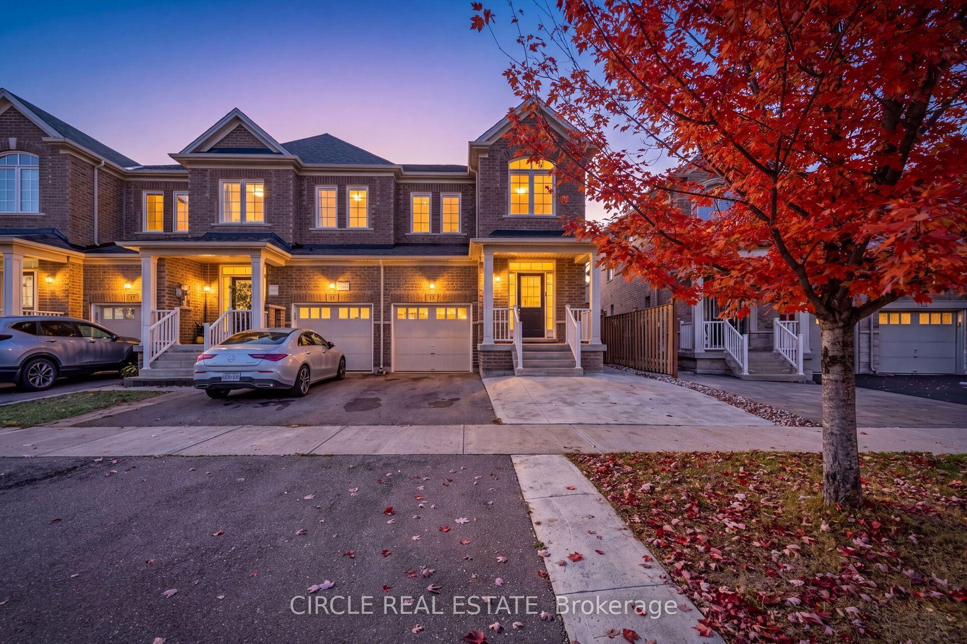 13 Lady Evelyn Crescent, Brampton — Townhouse for sale, photo 1
