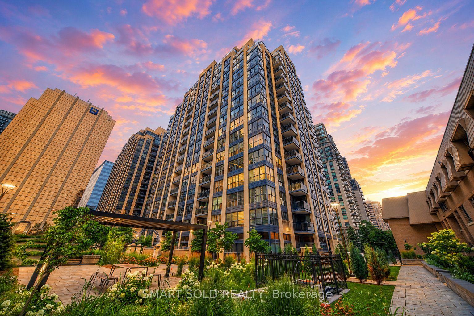 28 Hollywood Avenue 205 #205, Toronto — Condo for sale, photo 1