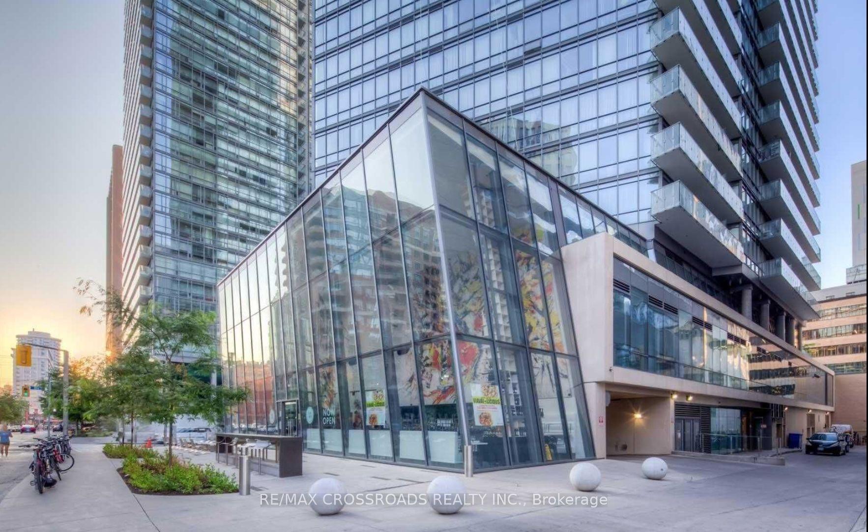 832 Bay Street 3007 #3007 — photo 1