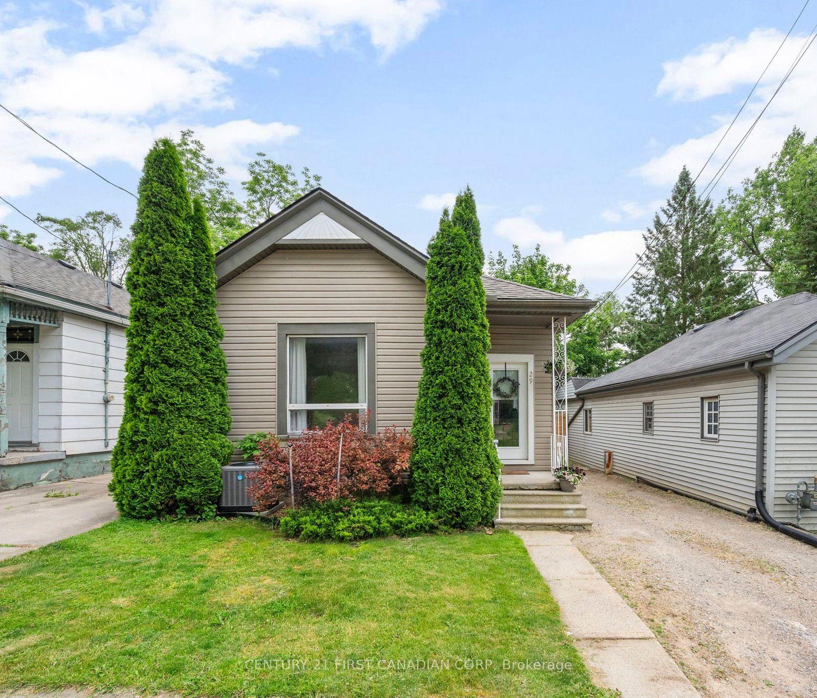 29 Weston Street — photo 1
