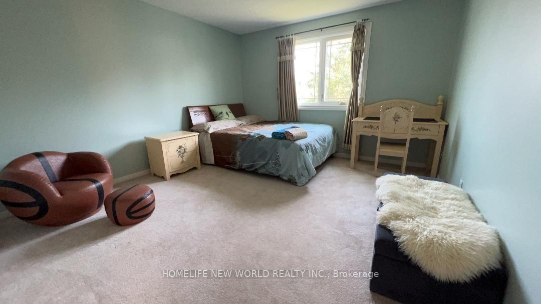 38 Marcelline Room 1 Crescent — photo 1