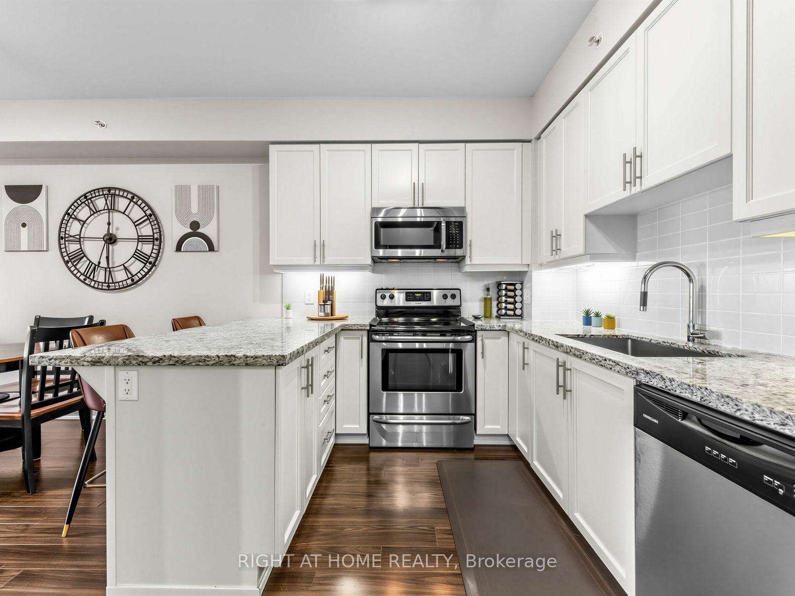 24 Woodstream Boulevard 808 #808, Vaughan — Condo for sale, photo 1