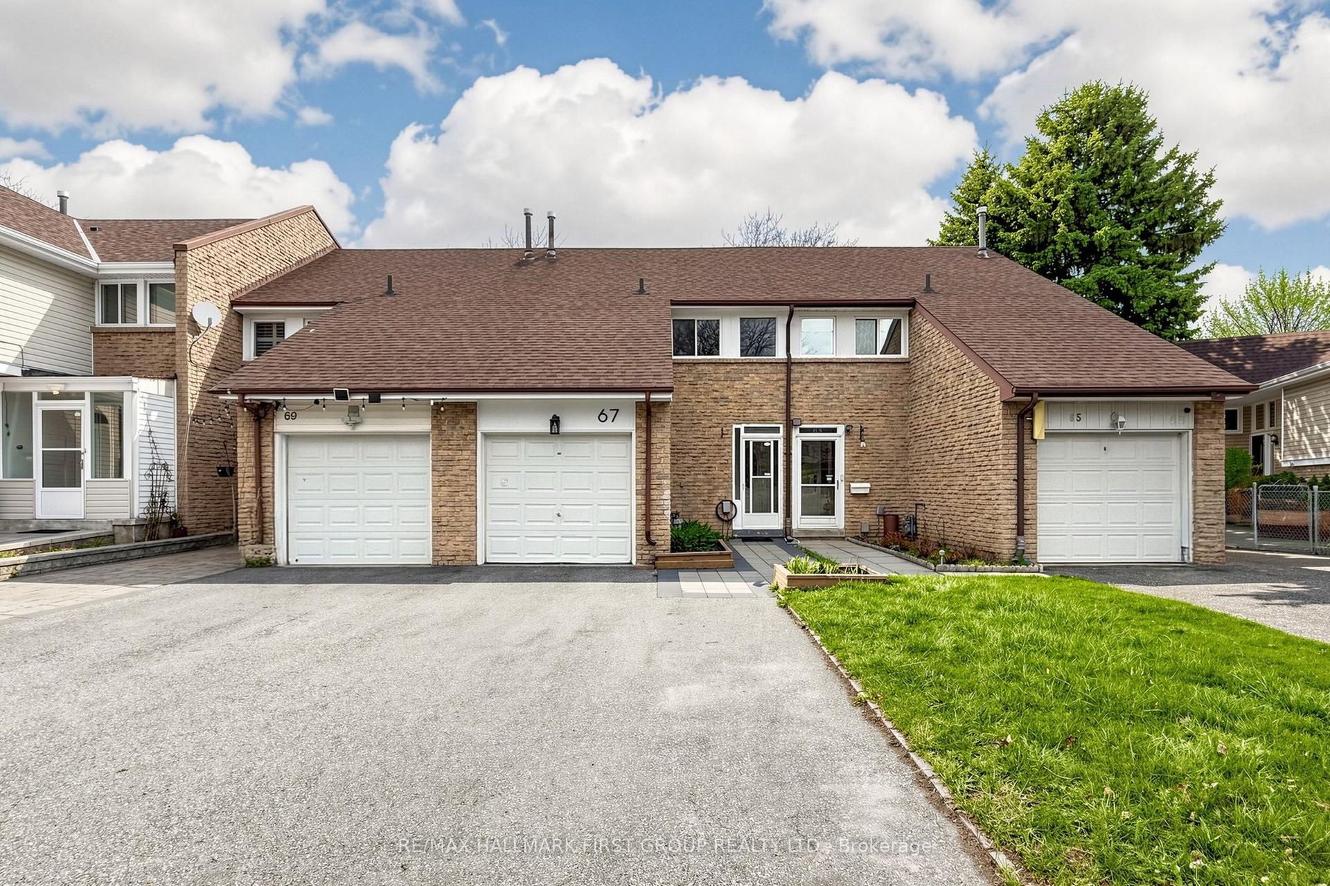67 Buckhurst Crescent — photo 1