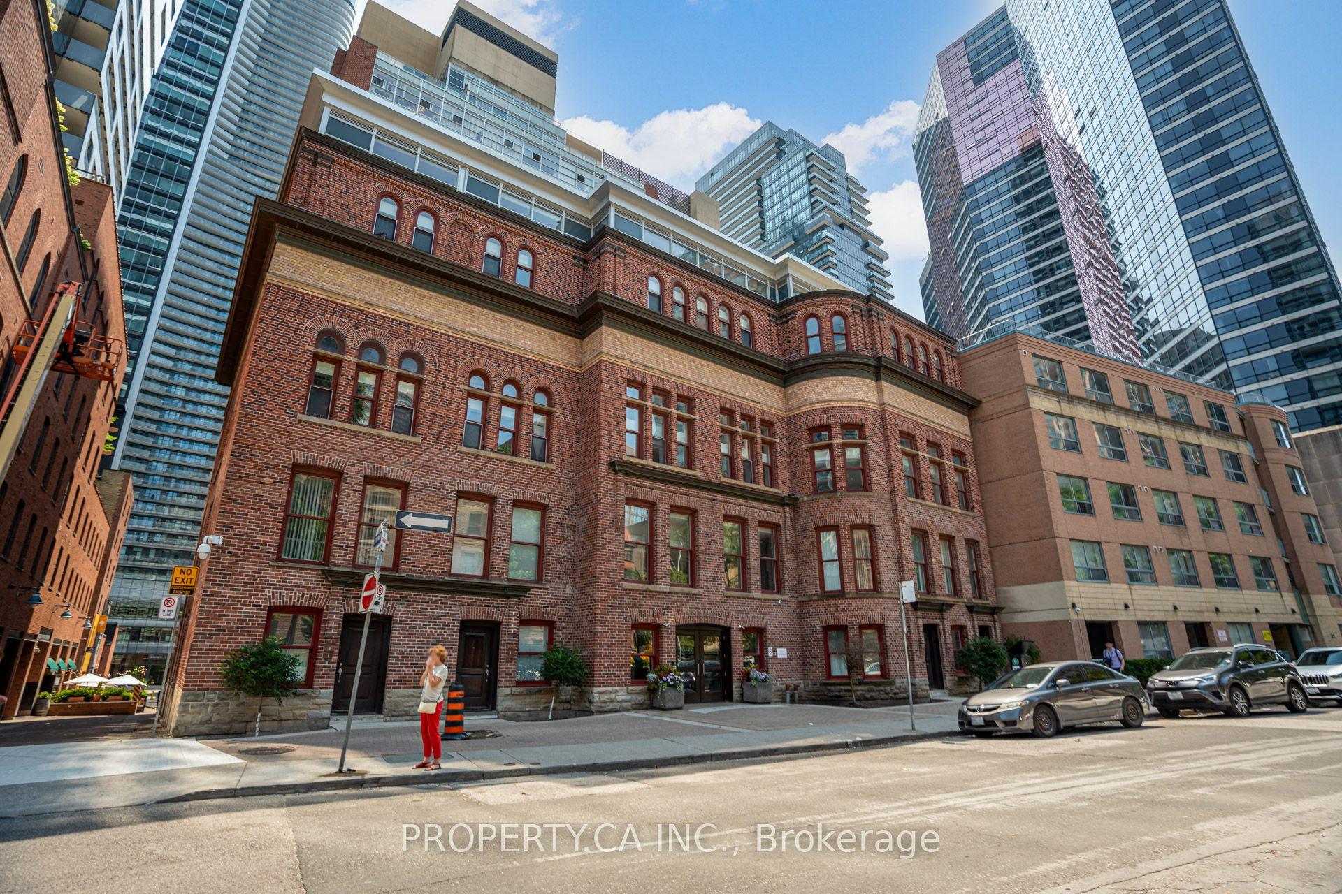 11 St. Joseph Street 103 #103, Toronto — Condo for lease, photo 1
