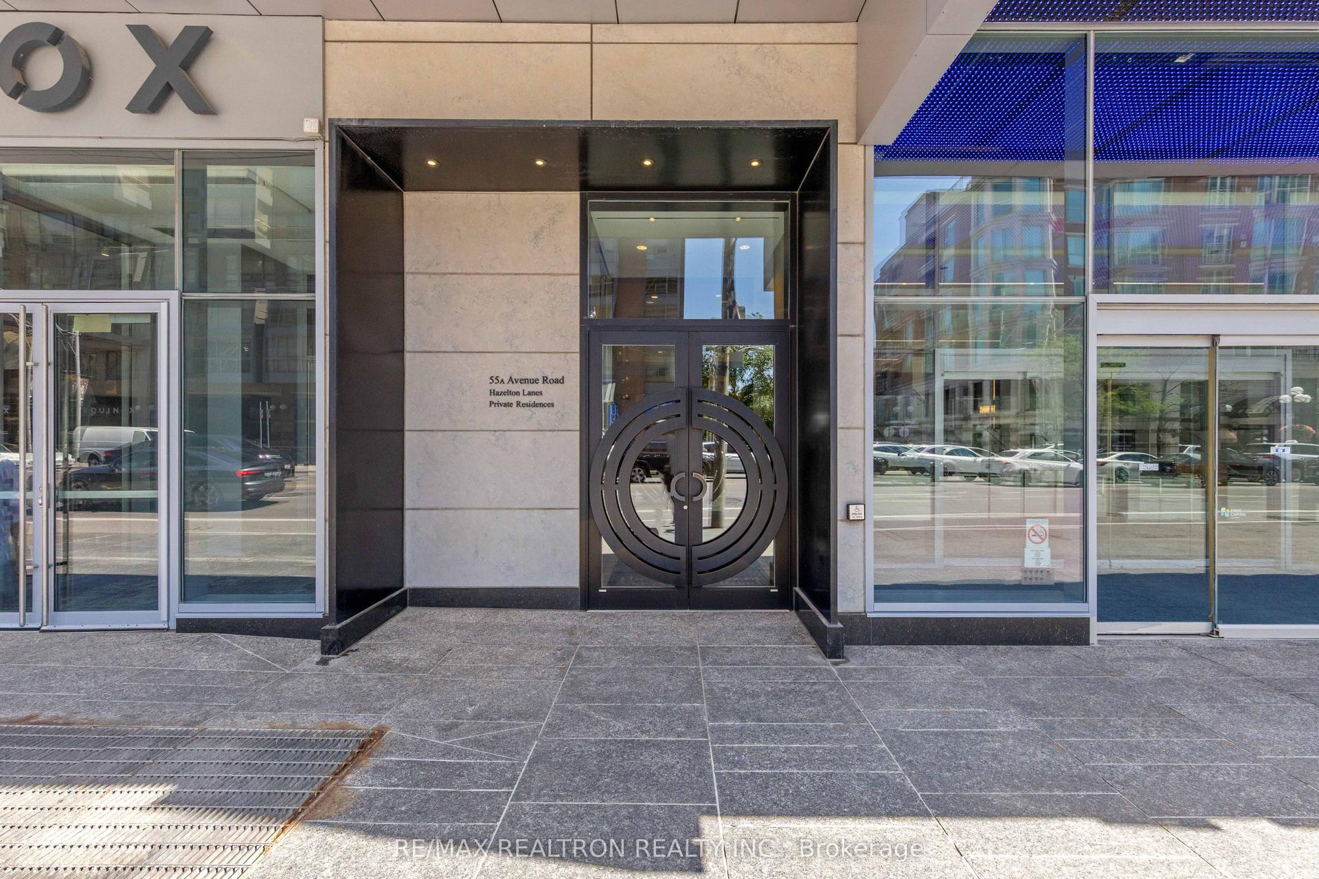 55A Avenue Road 412 #412, Toronto — Condo for sale, photo 1