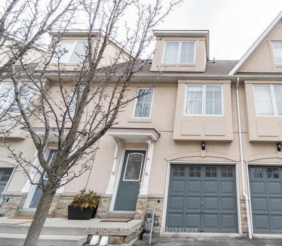 800 Dundas Street W 30 #30 — photo 1