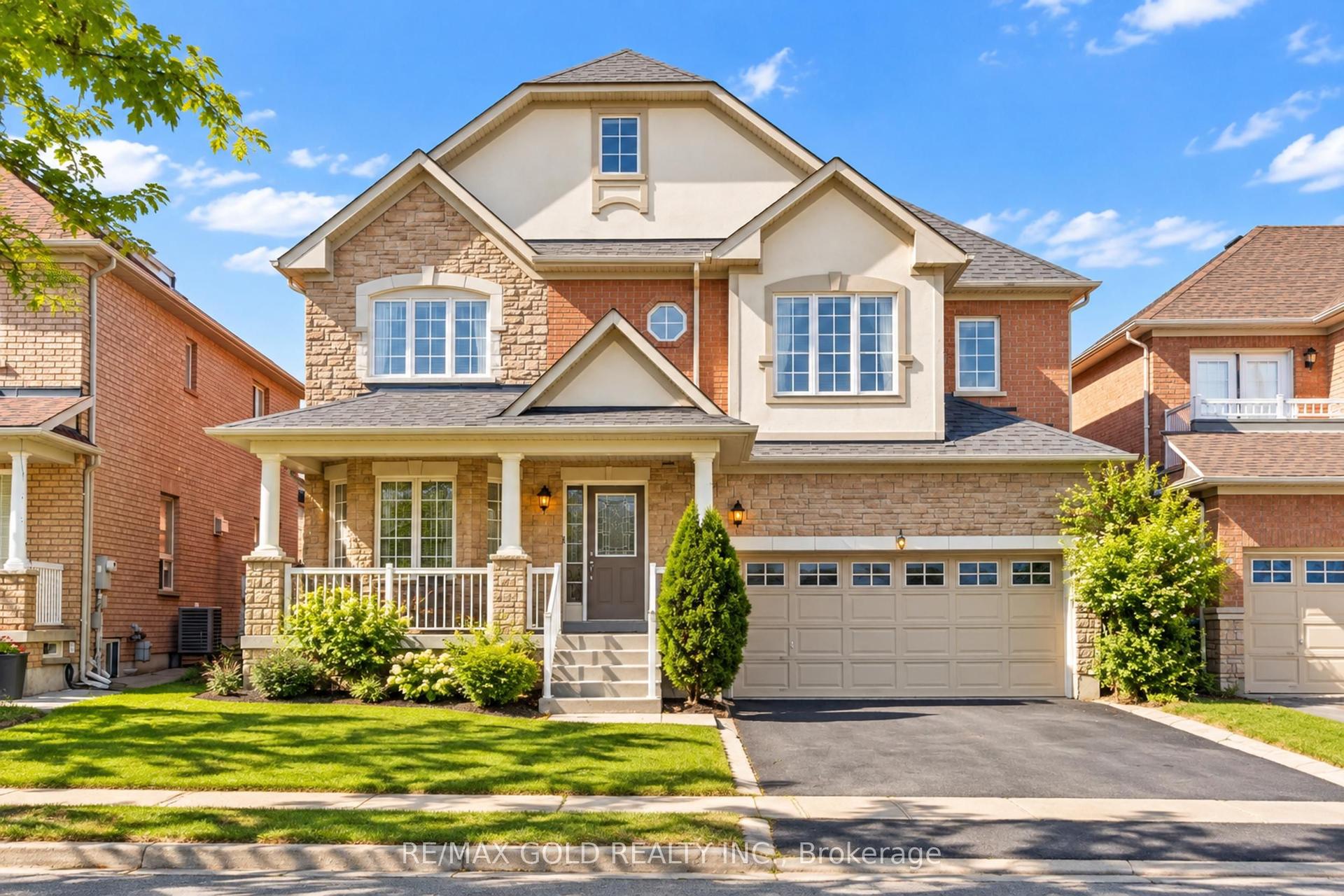 4 AUSTRALIA Drive, Brampton — Detached for sale, photo 1