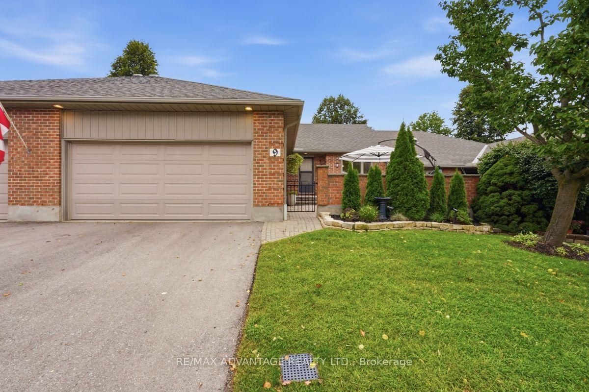 2 Cadeau Terrace 9 #9, London South — Condo Town for sale, photo 1