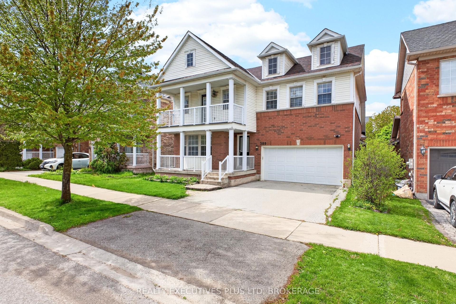 389 Wright Crescent — photo 1
