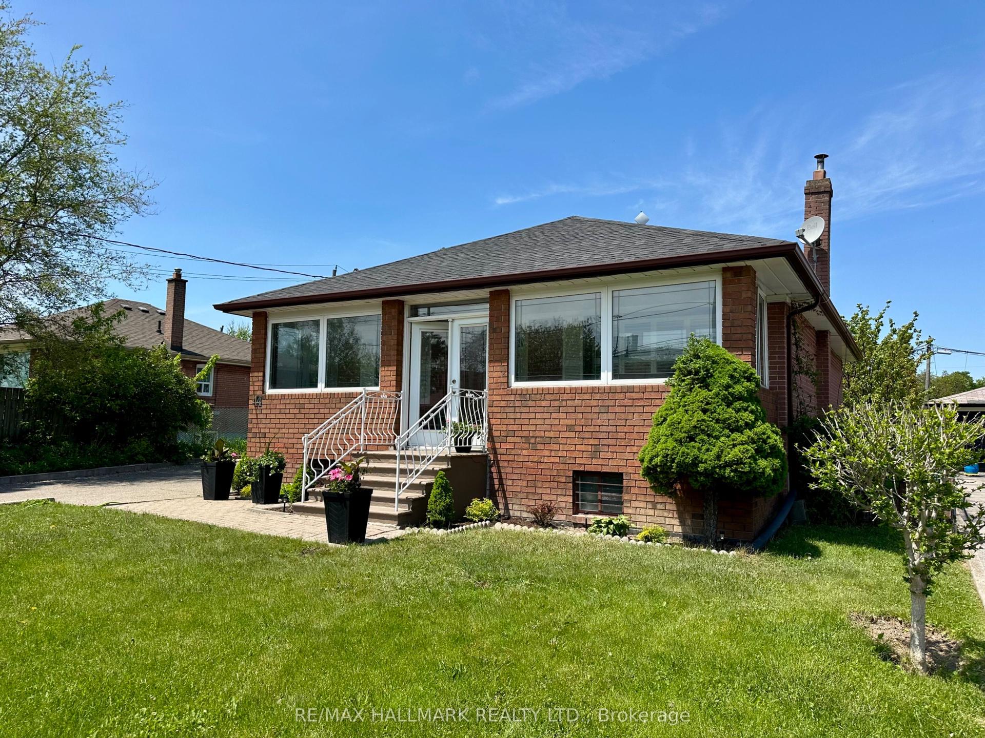 44 Kirby Road — photo 1