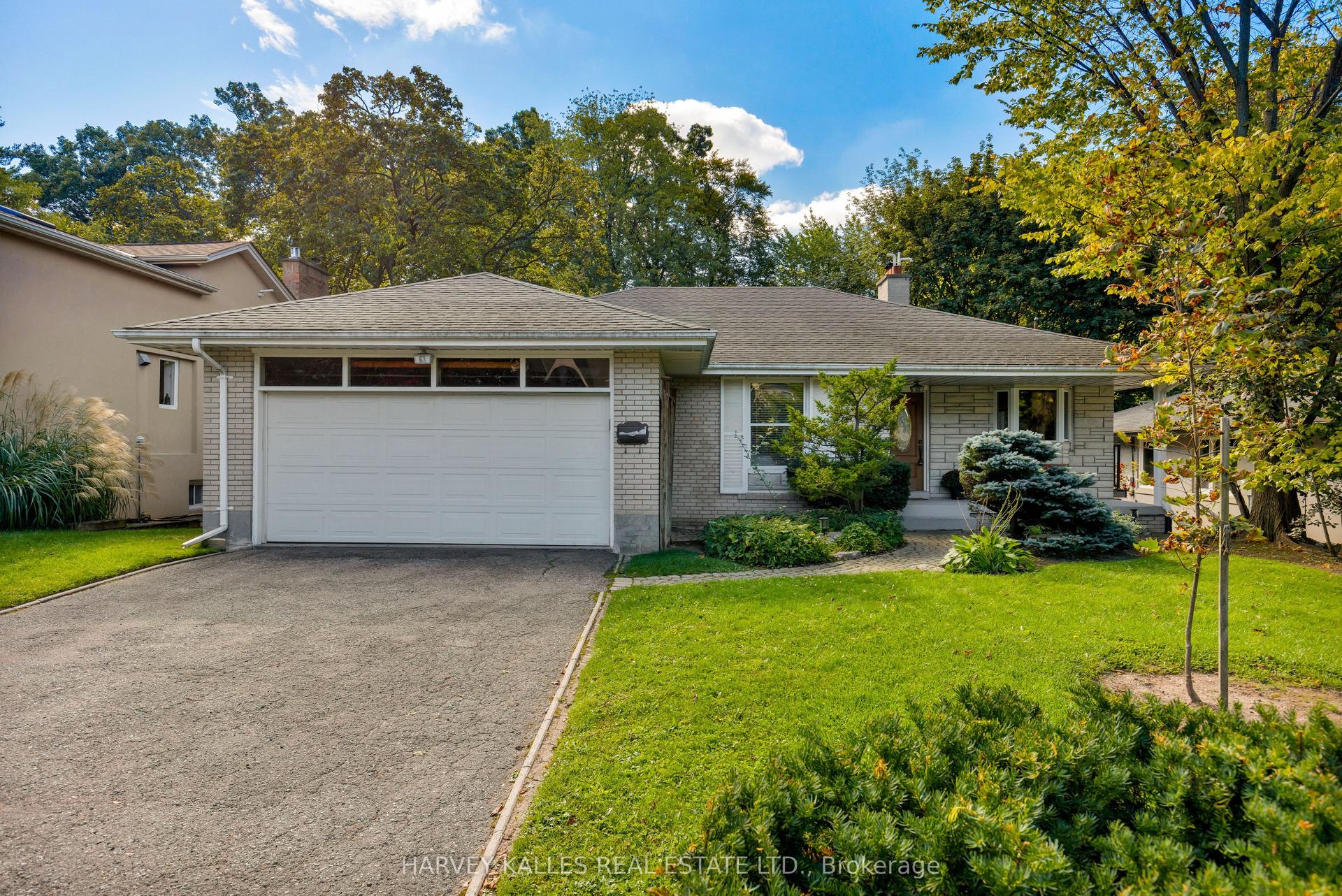 63 Twyford Road, Toronto — Detached for sale, photo 1