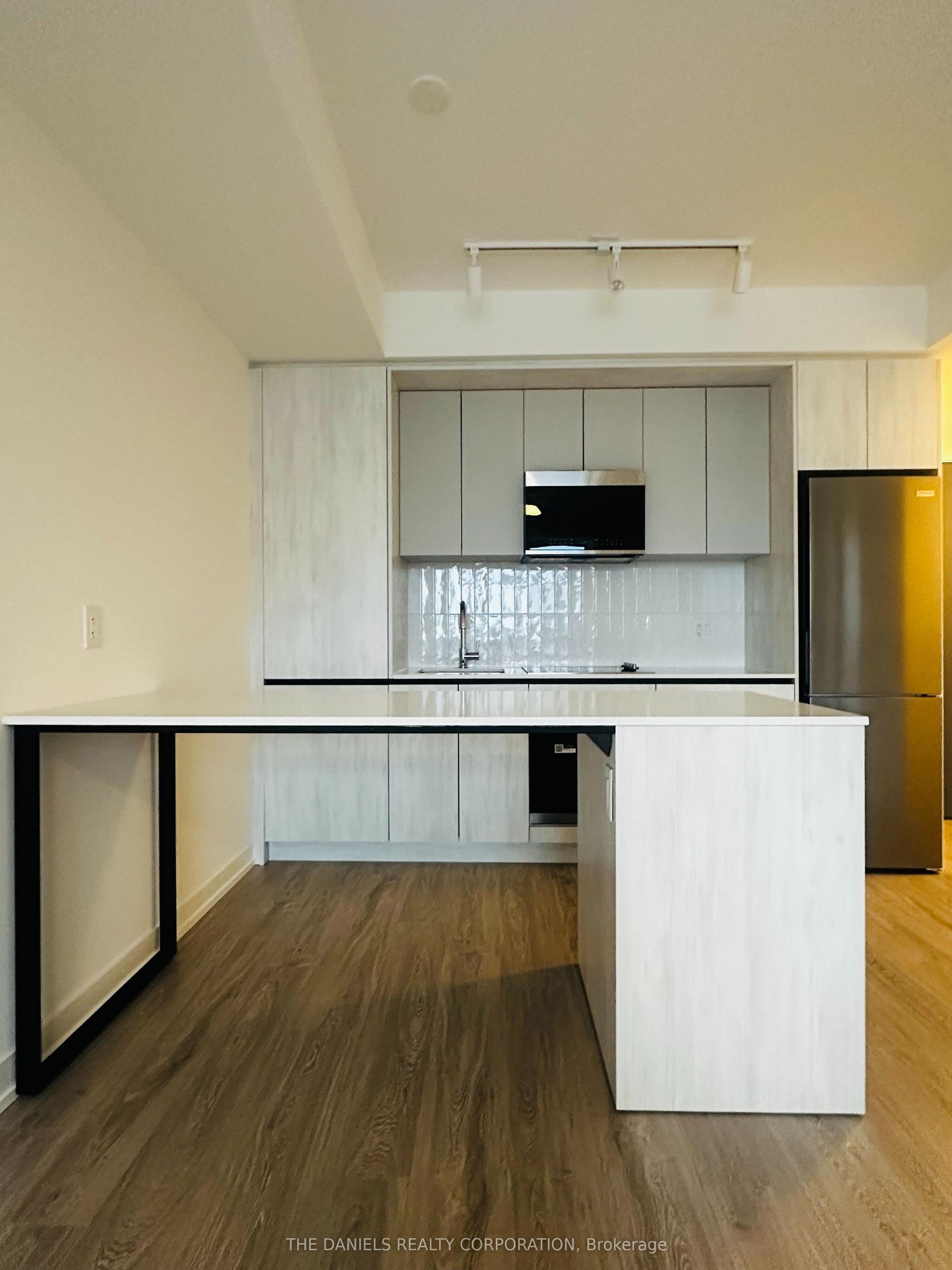 2485 Eglinton Avenue W 319 #319, Mississauga — Condo for sale, photo 1