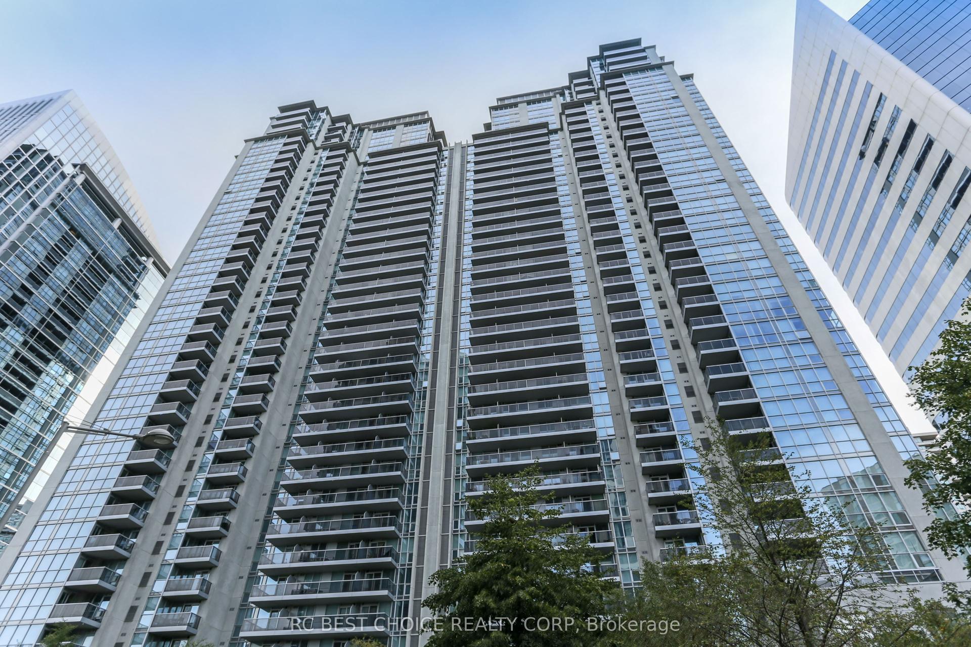 4968 Yonge Street 2902 #2902 — photo 1
