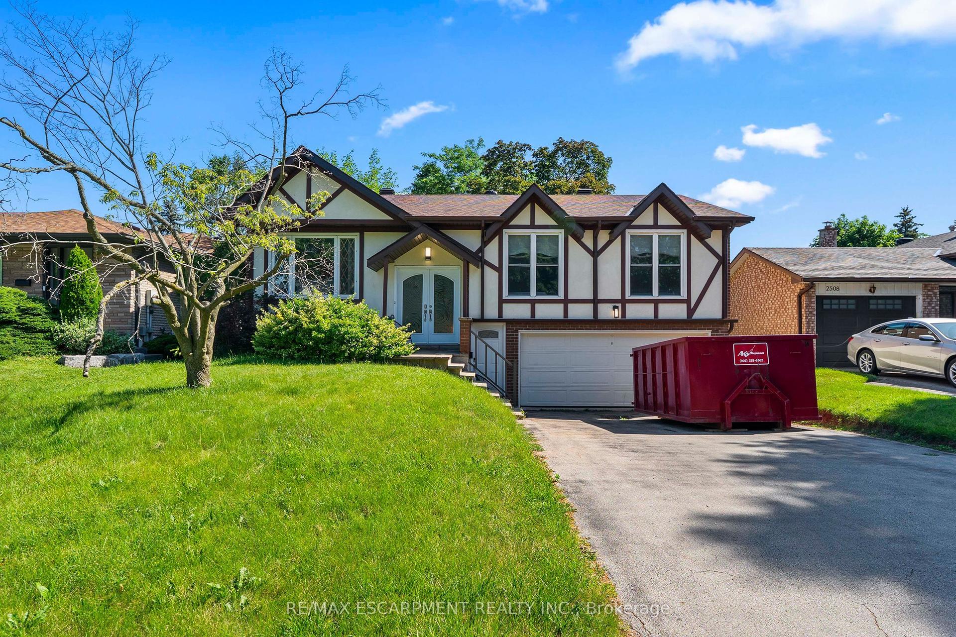 2506 YARMOUTH Crescent, Oakville — Detached for lease, photo 1
