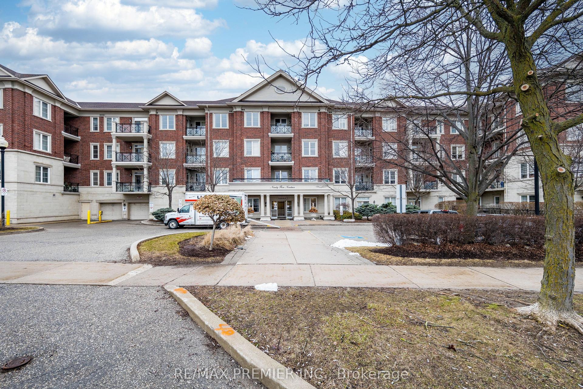 9519 Keele Street Unit 6 #Unit 6 — photo 1