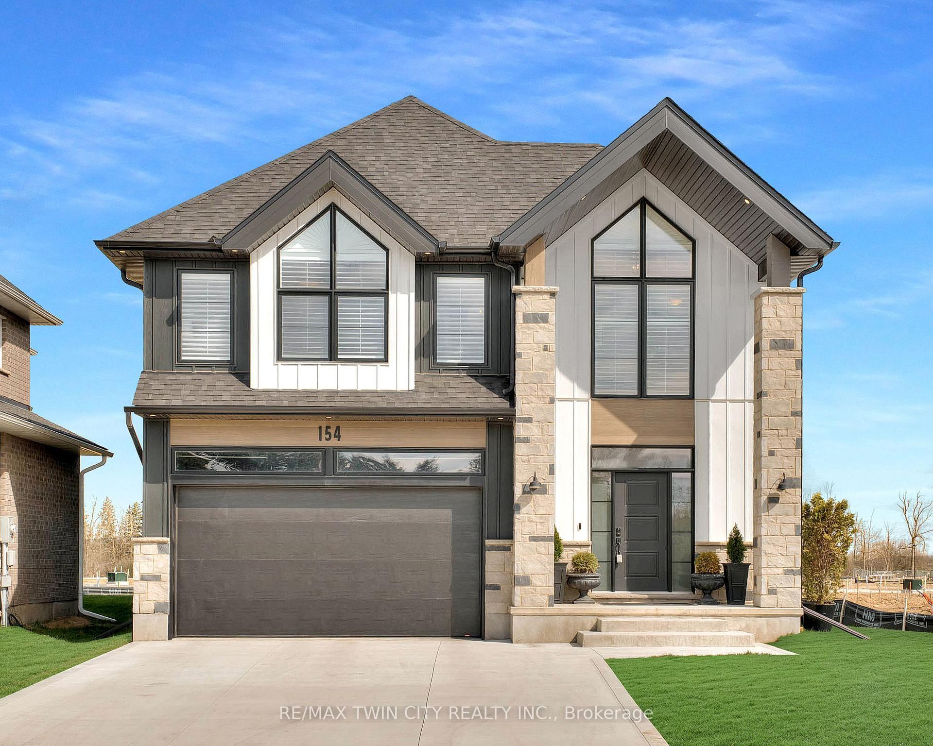 154 Dempsey Drive — photo 1