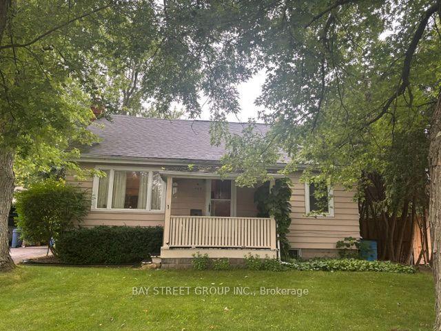 320 Stewart Street, Newmarket — Detached for sale, photo 1