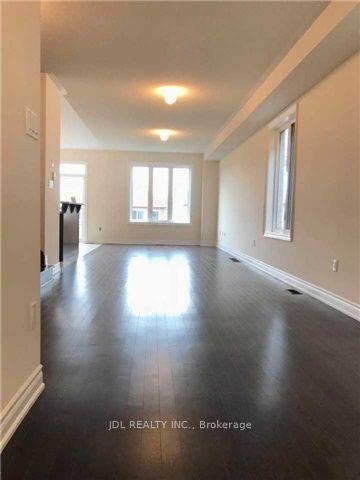 24 Mac Frost Way — photo 1