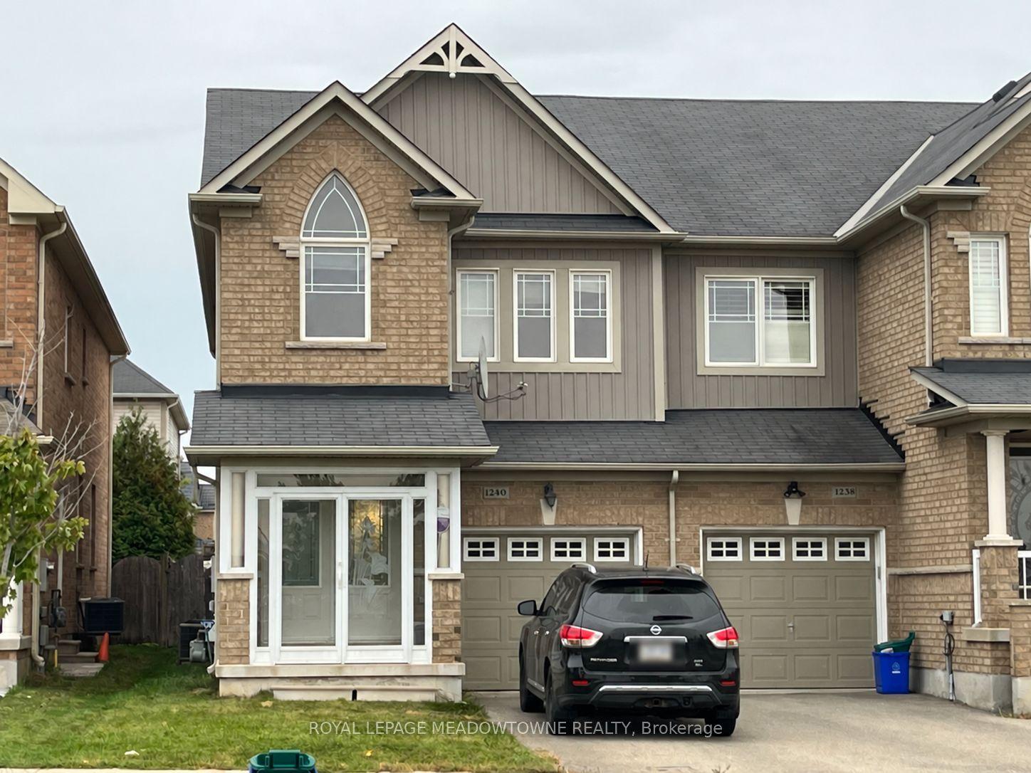 1240 Costigan Road, Milton — Townhouse for lease, photo 1