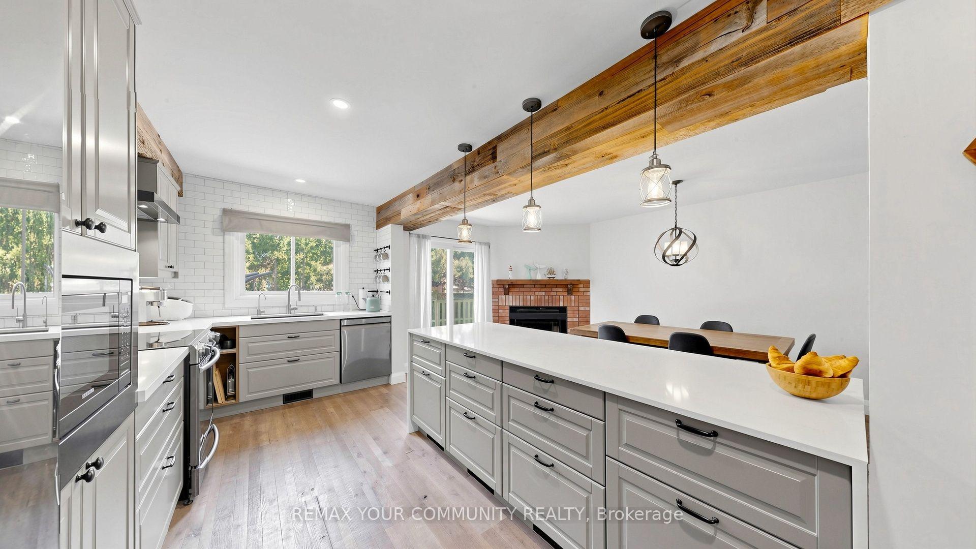 1248 Blackburm Drive — photo 1