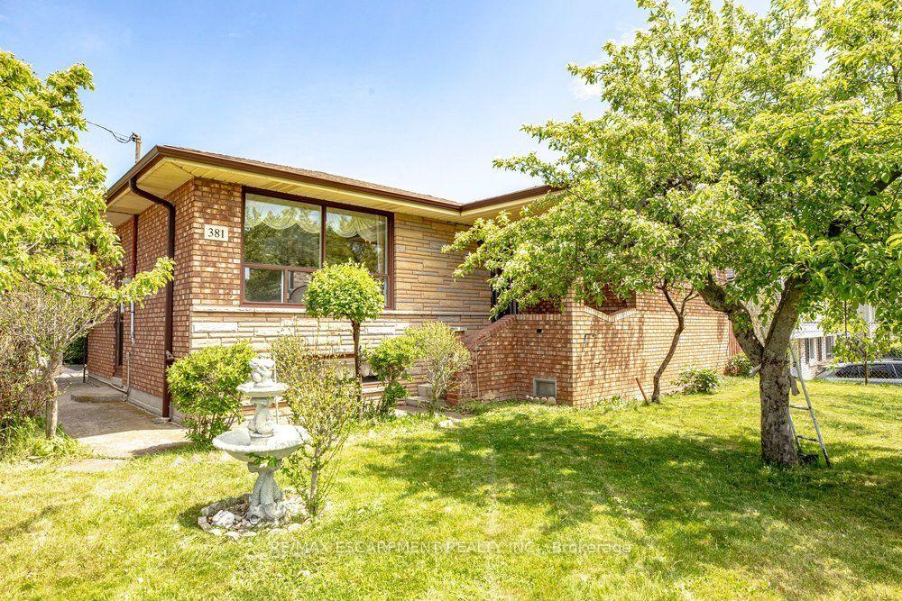 381 RED OAK Avenue — photo 1
