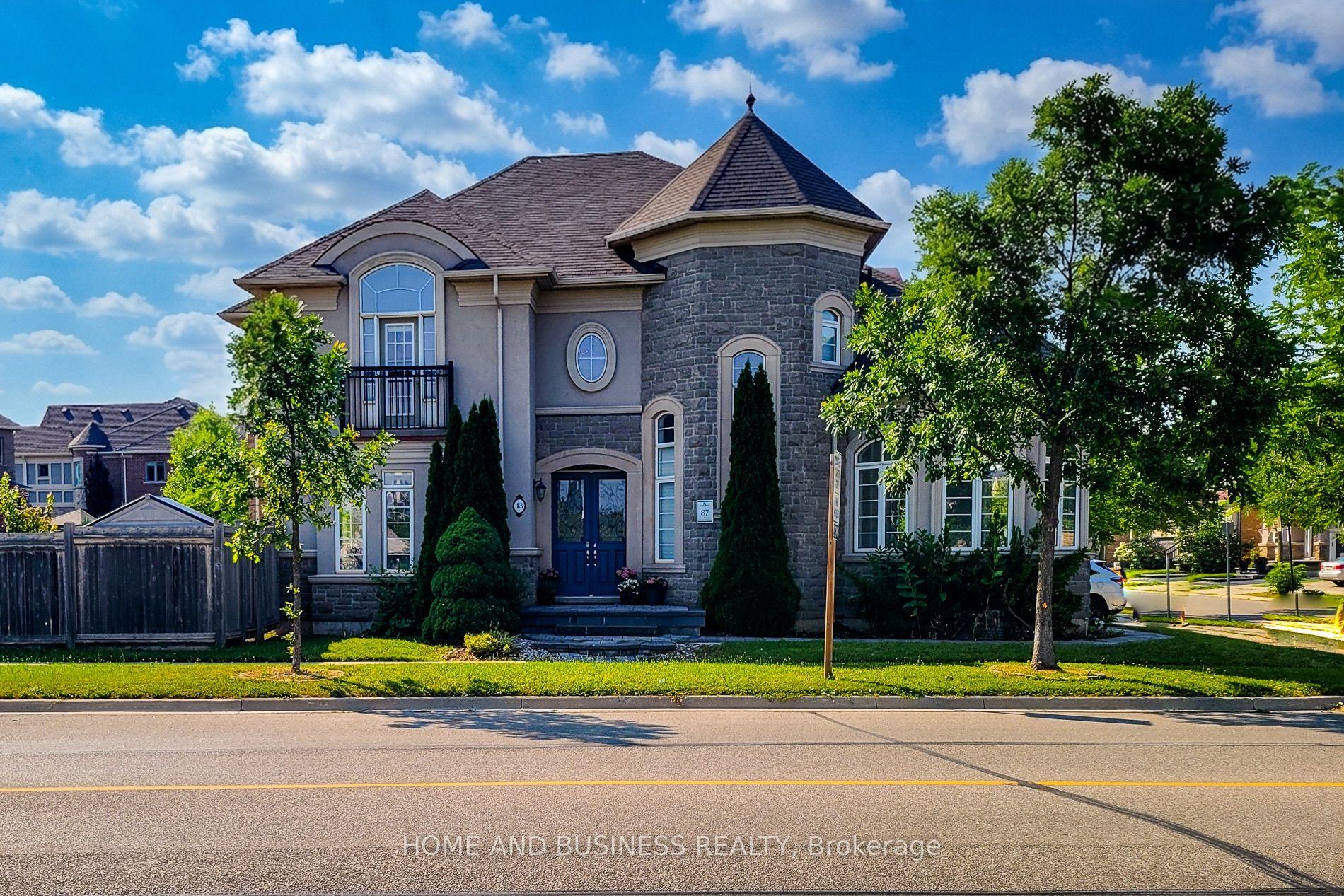 43 Sixteen Mile Drive, Oakville — Detached for sale, photo 1