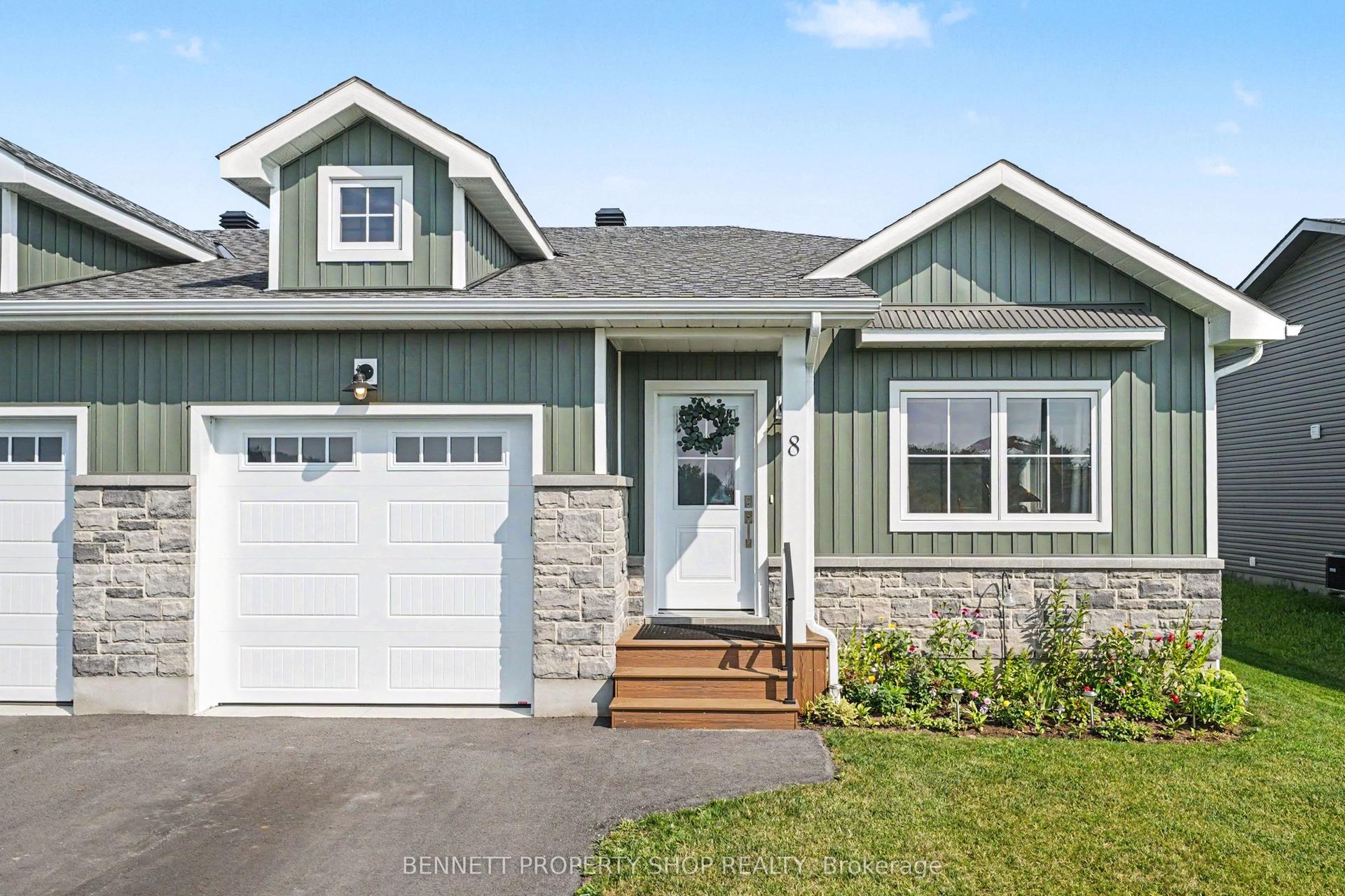 8 Rotterdam Way, South Dundas — Semi-Detached for sale, photo 1