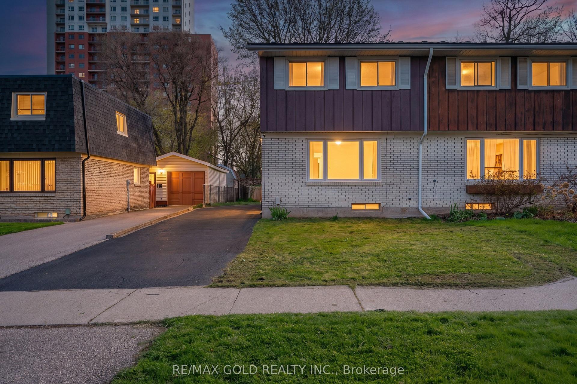 281 Morgan Avenue — photo 1