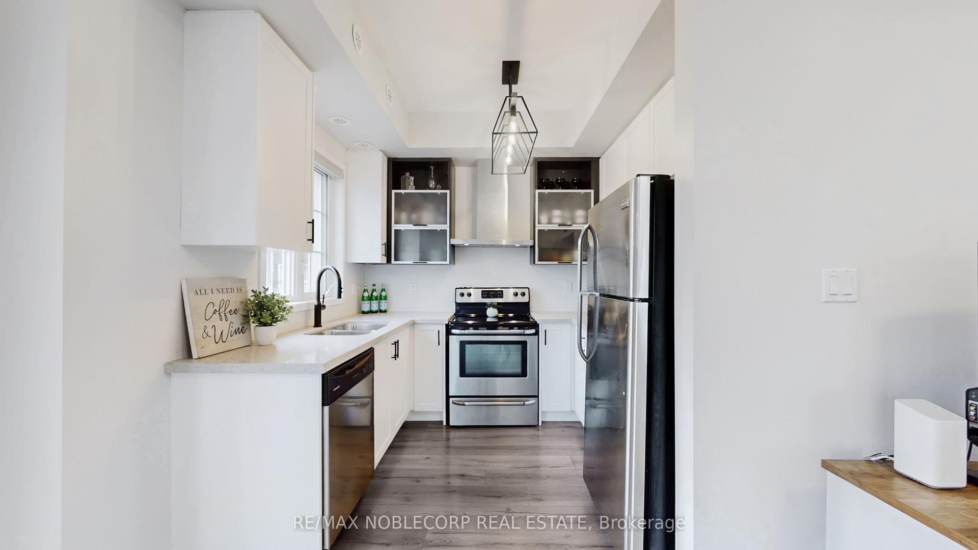 26 Bruce Street E08 #E08, Vaughan — Condo Town for sale, photo 1