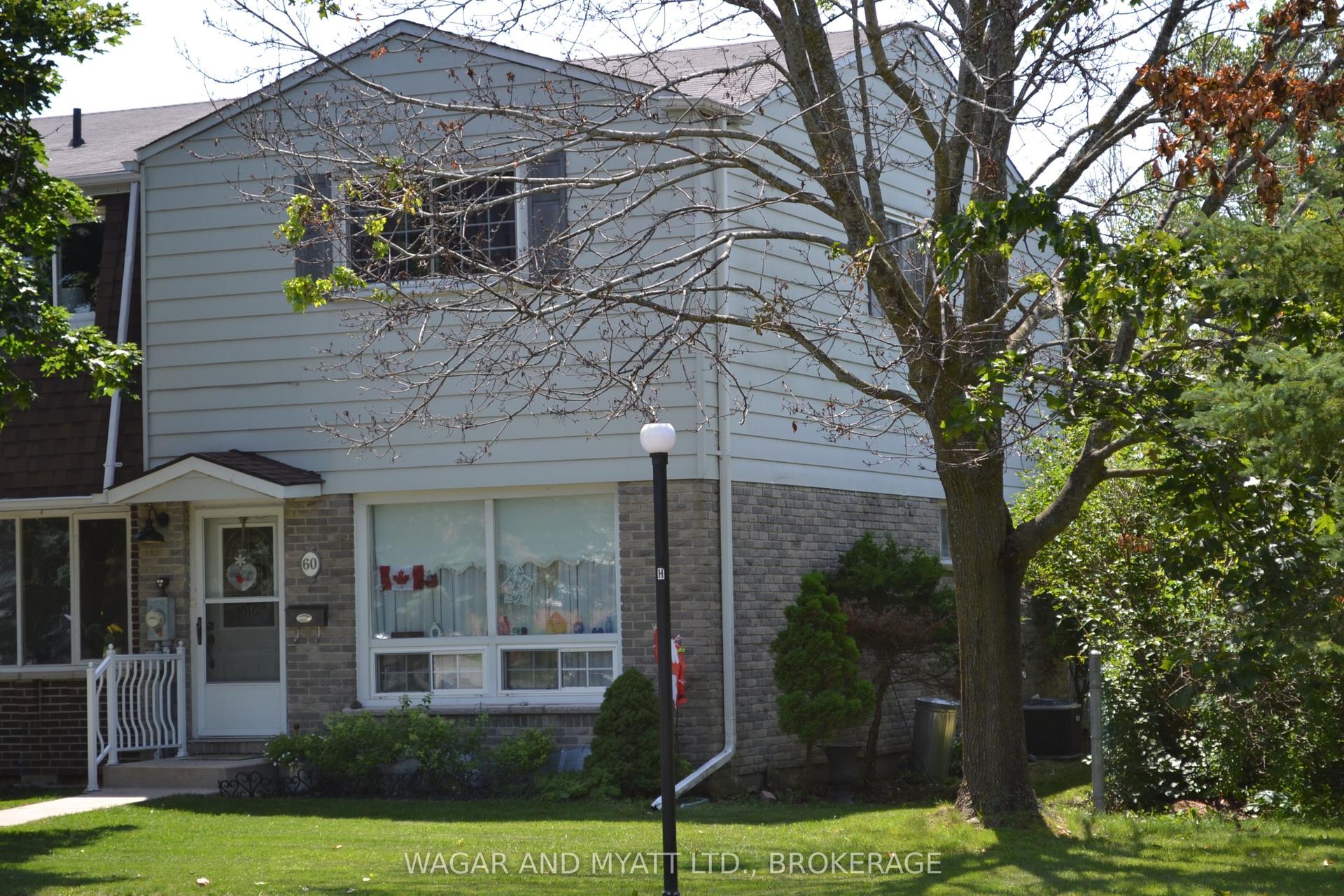 60 Winchester Drive 30 #30, Greater Napanee — Condo Town for sale, photo 1