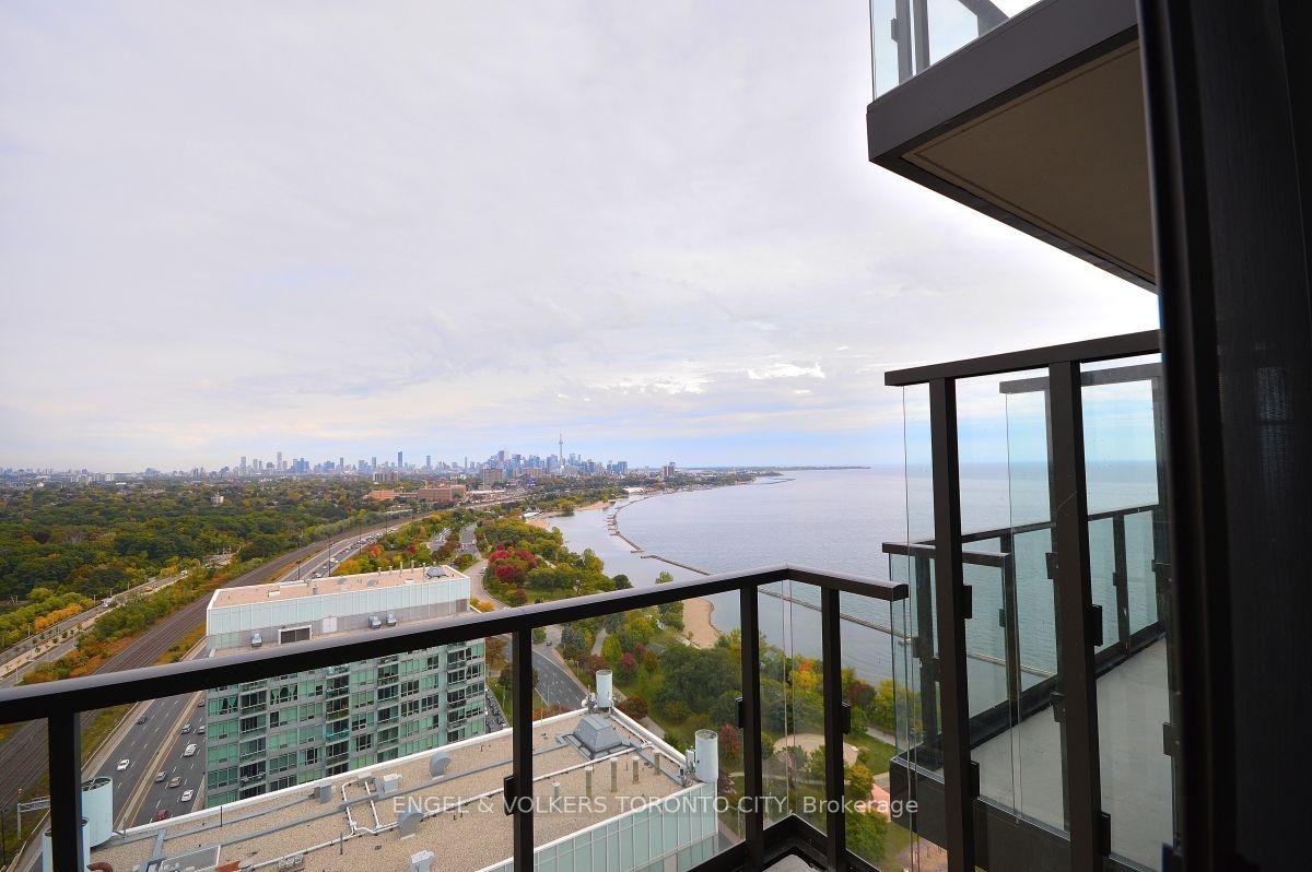 1926 Lake Shore Boulevard W 3203 #3203 — photo 1