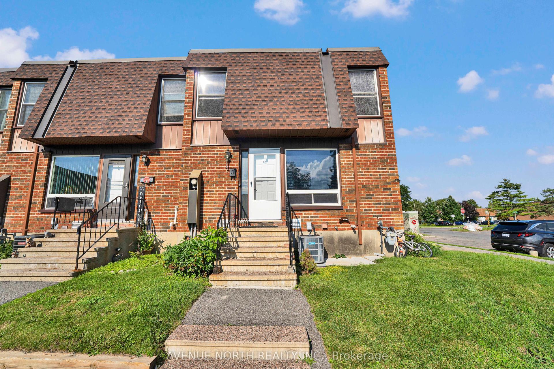3520 Downpatrick Road 41 #41, Hunt Club - Windsor Park Village and Area — Condo Town for sale, photo 1