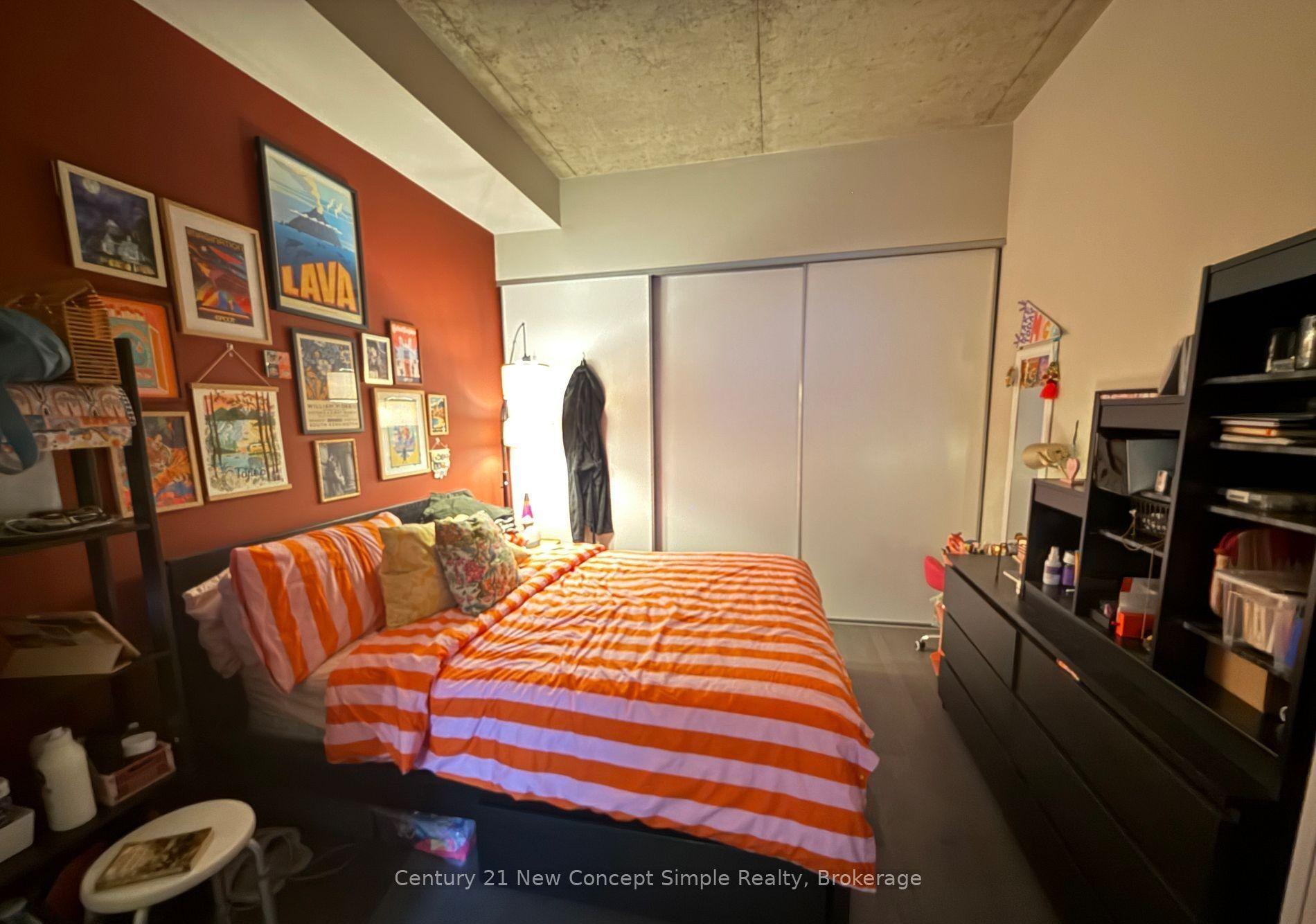 399 Adelaide Street W 305 #305 — photo 1