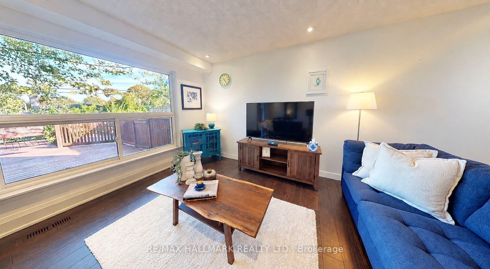 781 Pam Crescent, Newmarket — Detached for sale, photo 1