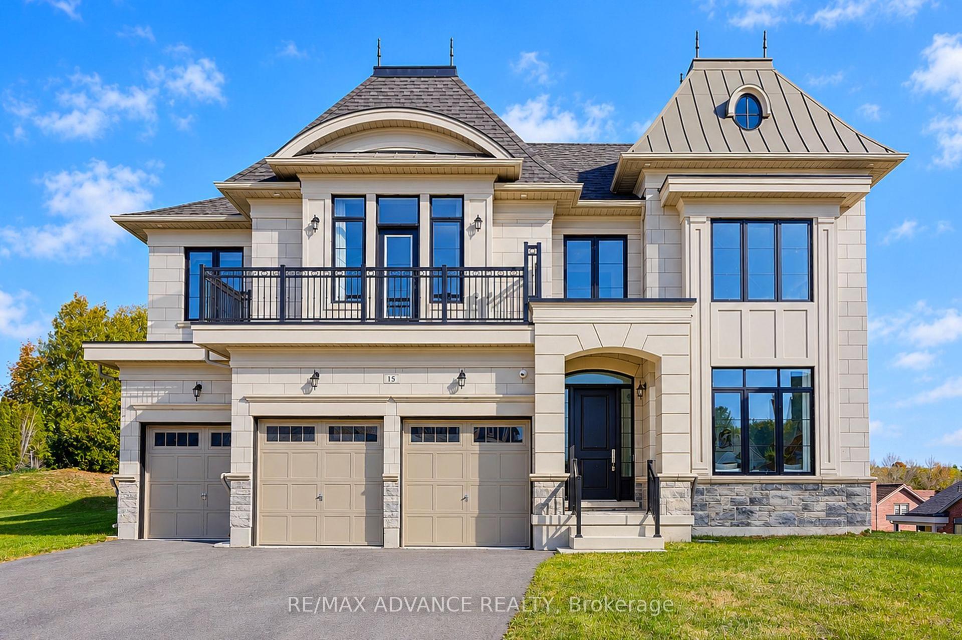 15 Kenneth Campbell Court, Aurora — Detached for sale, photo 1