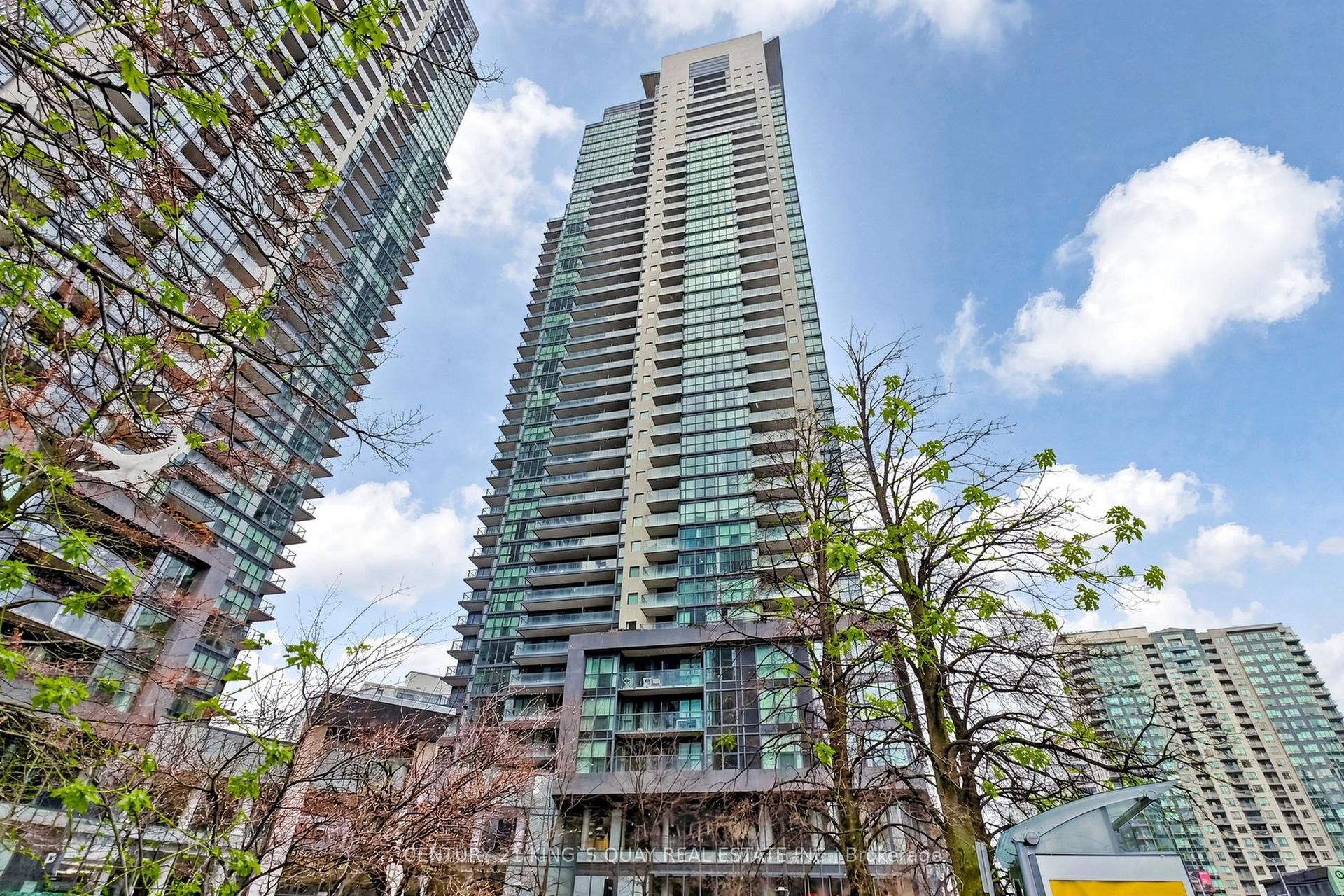 5168 Yonge Street LPH101 #LPH101 — photo 1